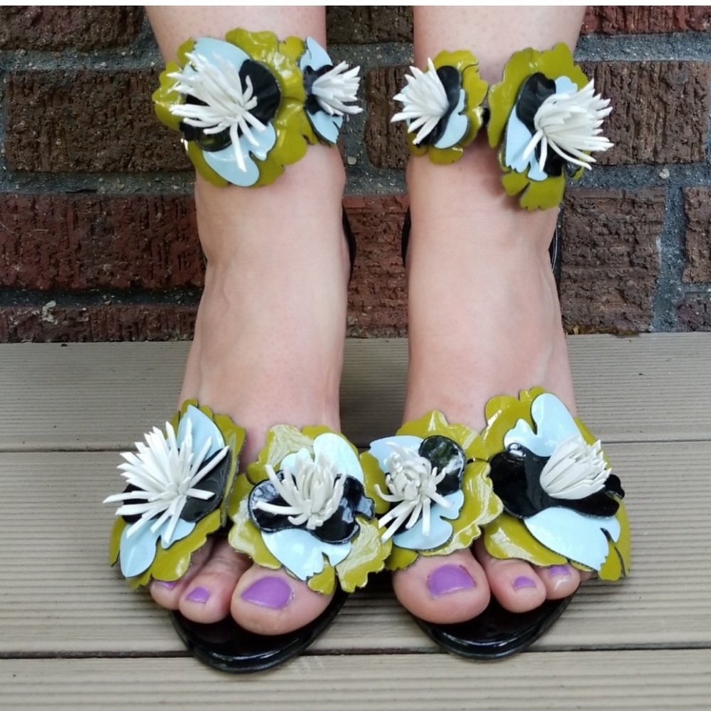 Zara Basic Patent Leather Waterlily Heels NWOT size 39